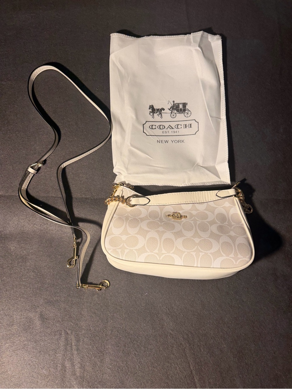 Coach White Dust Bag with Horse & Carriage Logo